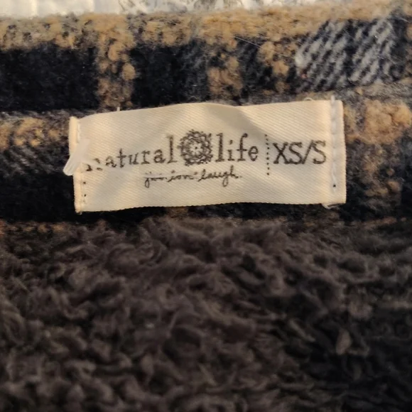 Natural Life Cozy Plaid Jacket - Picture 5 of 7